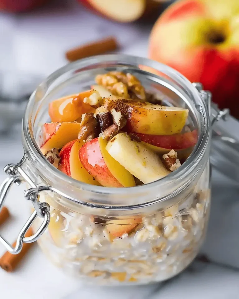 Apple Cinnamon Overnight Oats Recipe (Easy & Healthy)