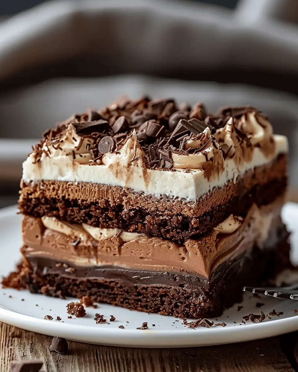 Brownie Refrigerator Cake: An Indulgent No-Bake Delight